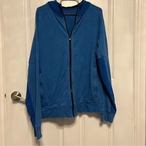5/$100 Lululemon Blue Hoodie